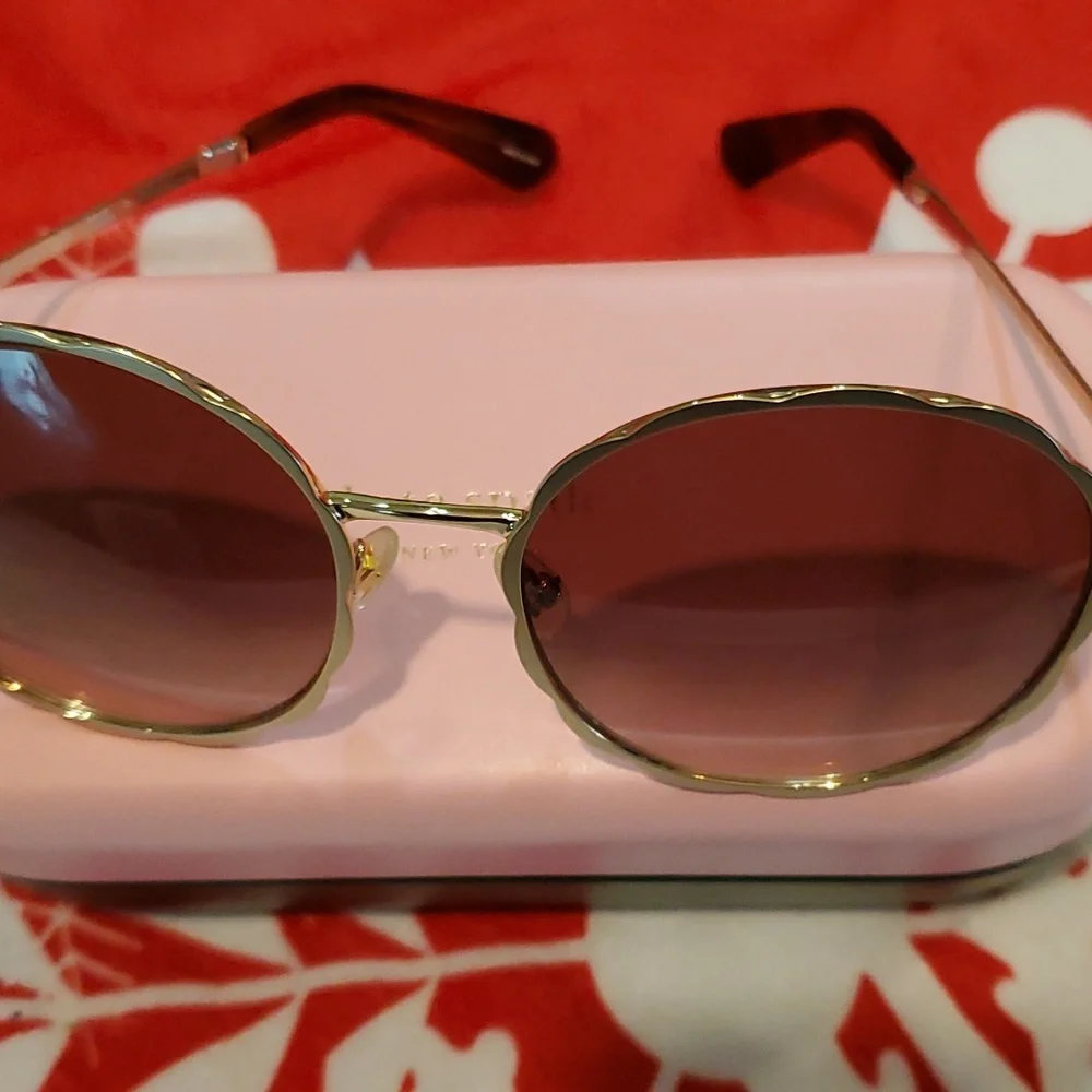 Kate Spade Sunglasses - Picture 7 of 10